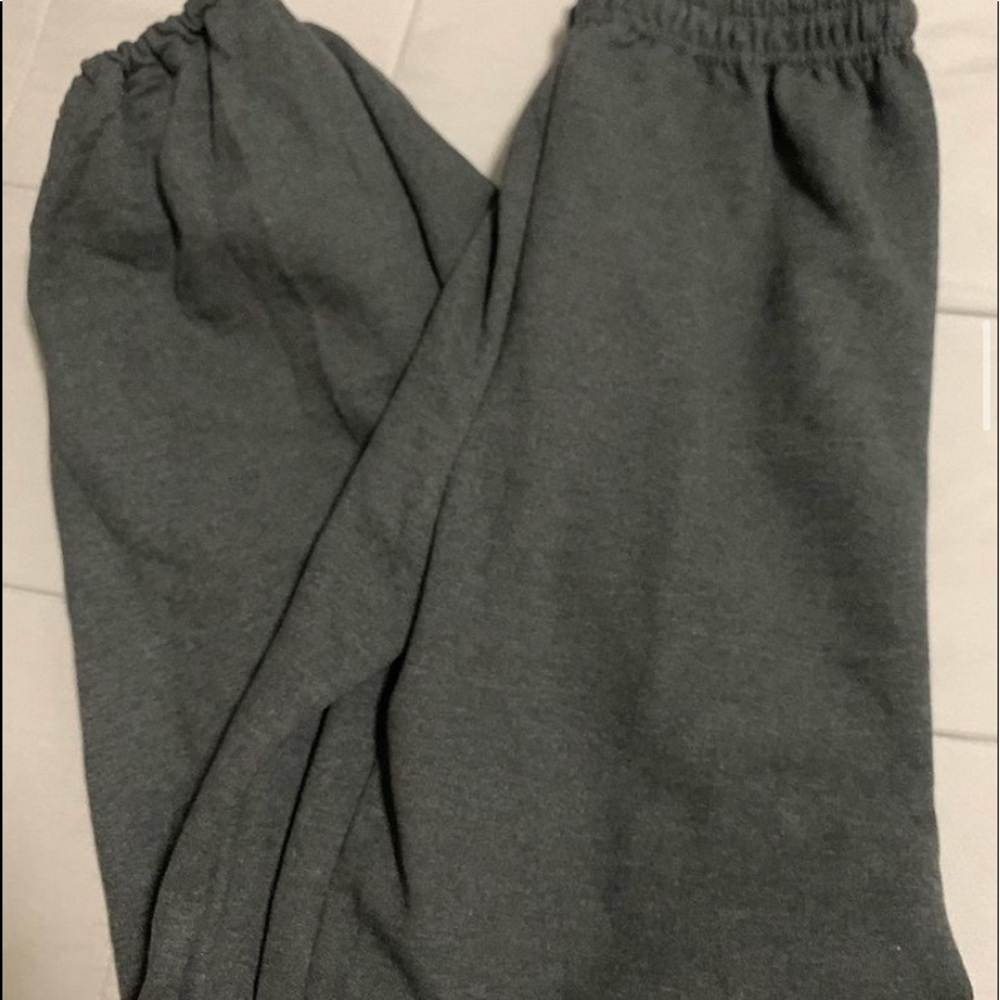 gray sweatpants!